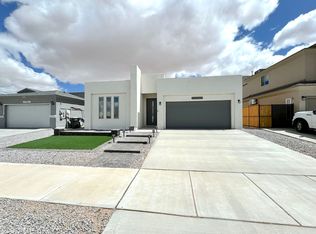 3604 Essence St, El Paso, TX 79938