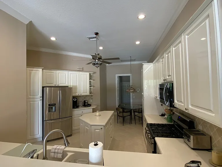 8449 Mallards Way — Photo 3