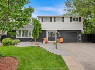 5 Phyllis Ave, Chatham Kent, ON N7M 3B8