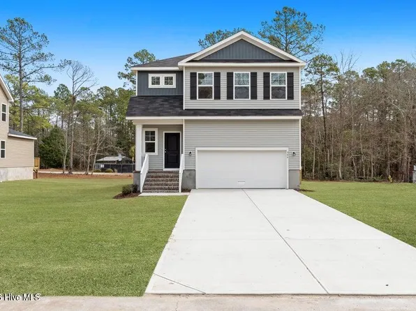 906 Lanyard Lane, New Bern, NC