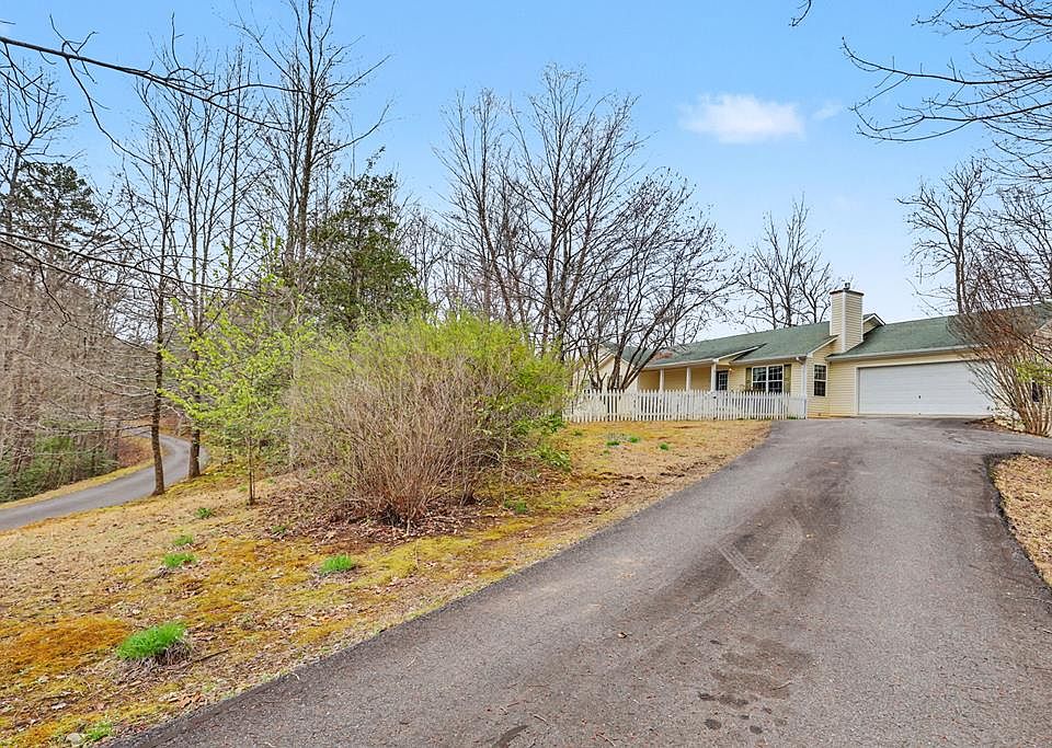 1st image of 368 Sierra Springs Dr