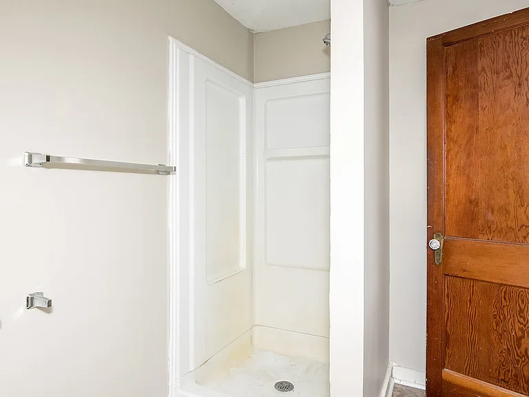 2455 S Main St — Photo 12