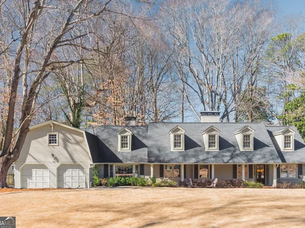 660 Starlight Dr, Atlanta, GA 30342