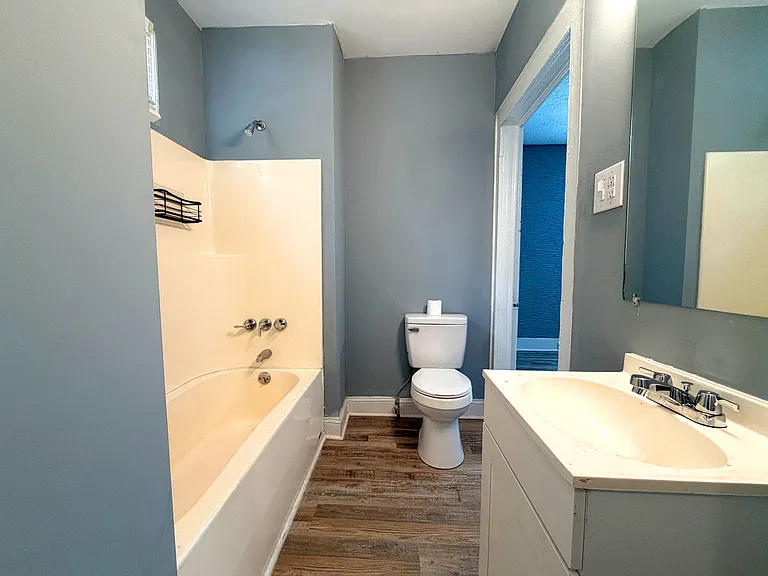 740 Arlington St — Photo 13