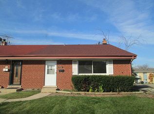 9516 N Terrace Pl, Des Plaines, IL 60016