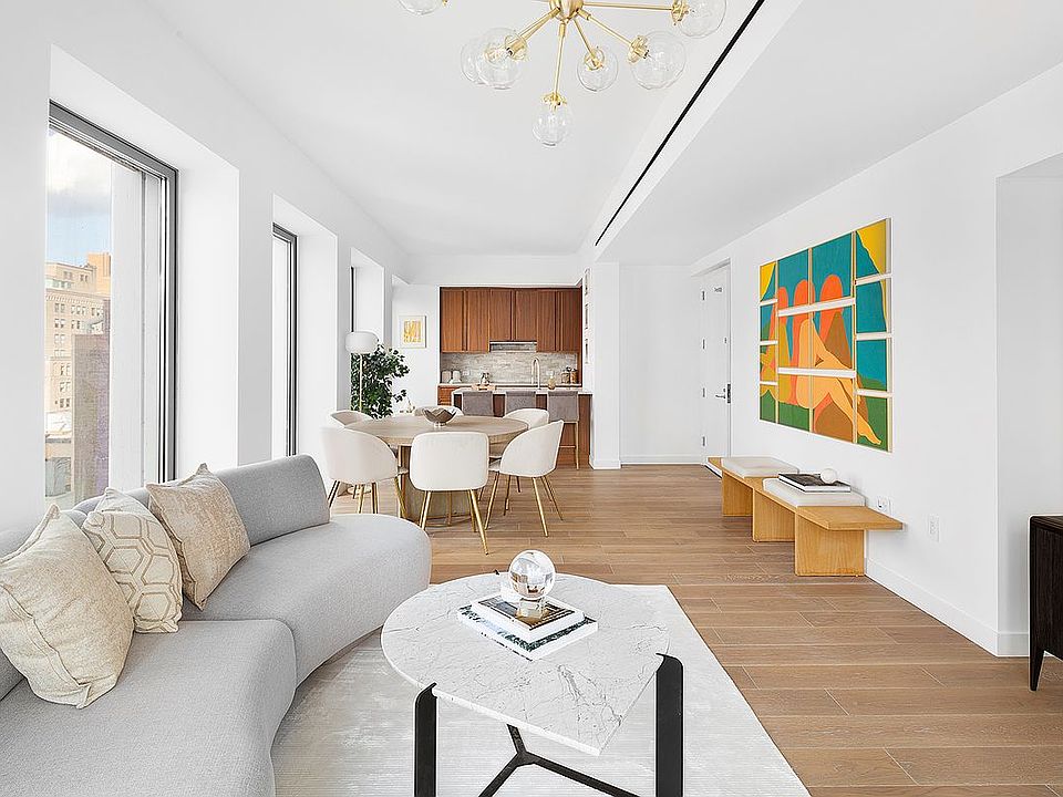 1st image of 30 E 31st St #11