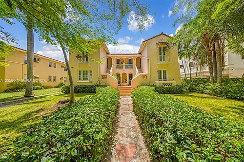 902 Salzedo St #5 Photo 1