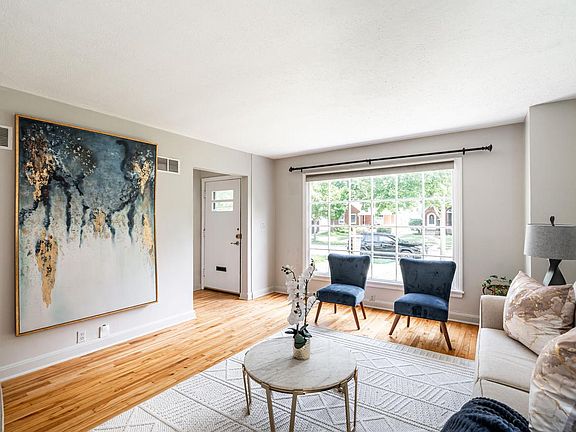 4th image of 5231 N Bay Ridge AVENUE