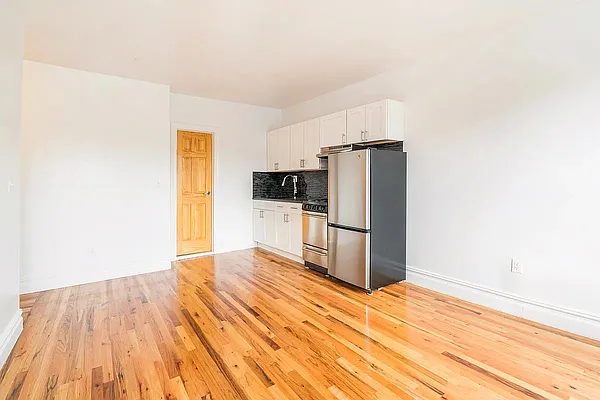 Rented by REAL New York | media 2