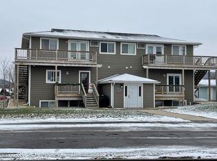 731 E Front St #4, Winona, MN 55987