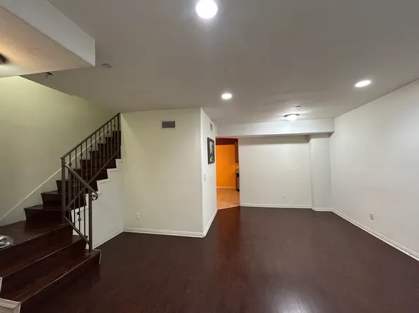 8800 Etiwanda Ave APT 8, Northridge, CA 91325
