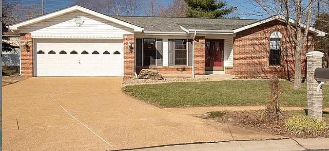 1st image of 565 Blossomheath Dr
