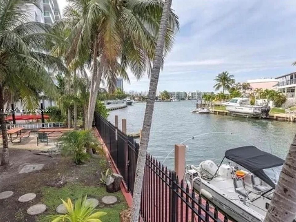 1st image of 2903 N Miami Beach Blvd #206