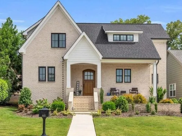 9257 Skyfall Dr, Ooltewah, TN 37363