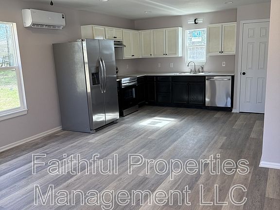 2nd image of 13142 Big Oak Bay Rd
