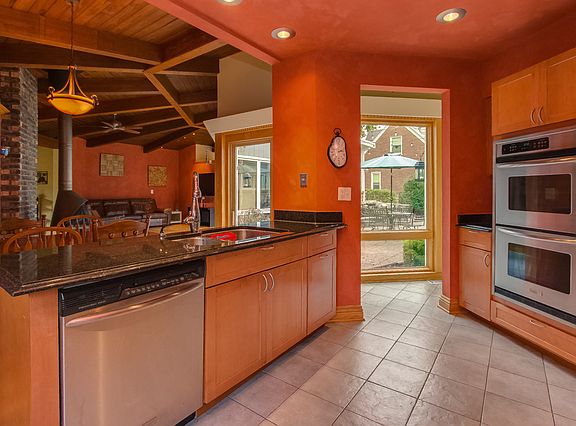 4th image of 9322 S 53rd Ave