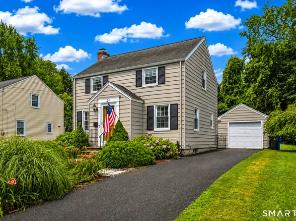 33 Edgemere Avenue, West Hartford, CT 06110