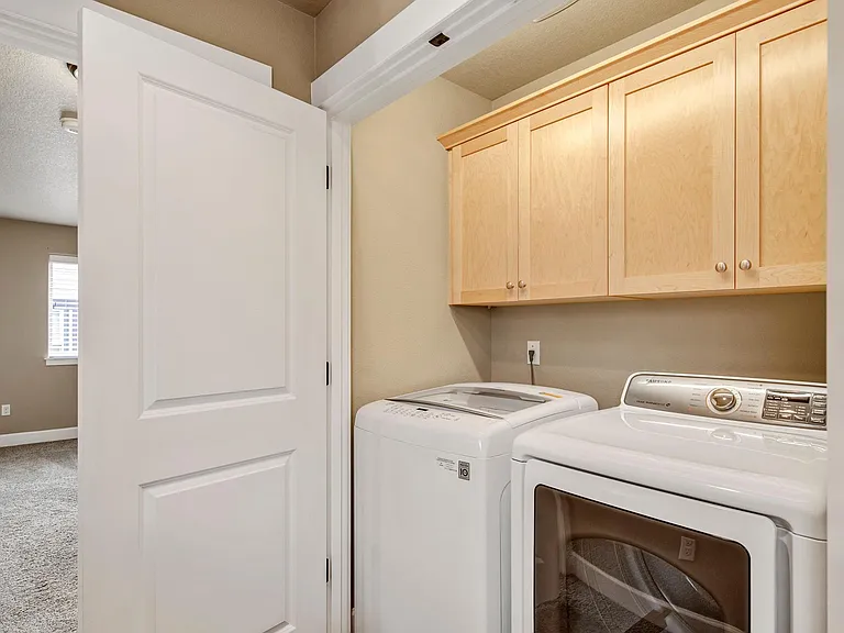 6145 SE Woodstock Blvd — Photo 22