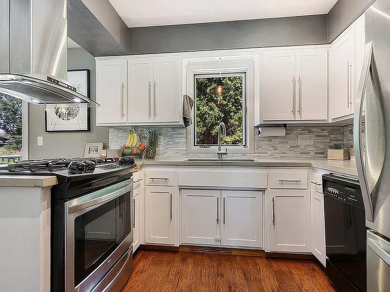 1236 Bluebird St — Photo 11