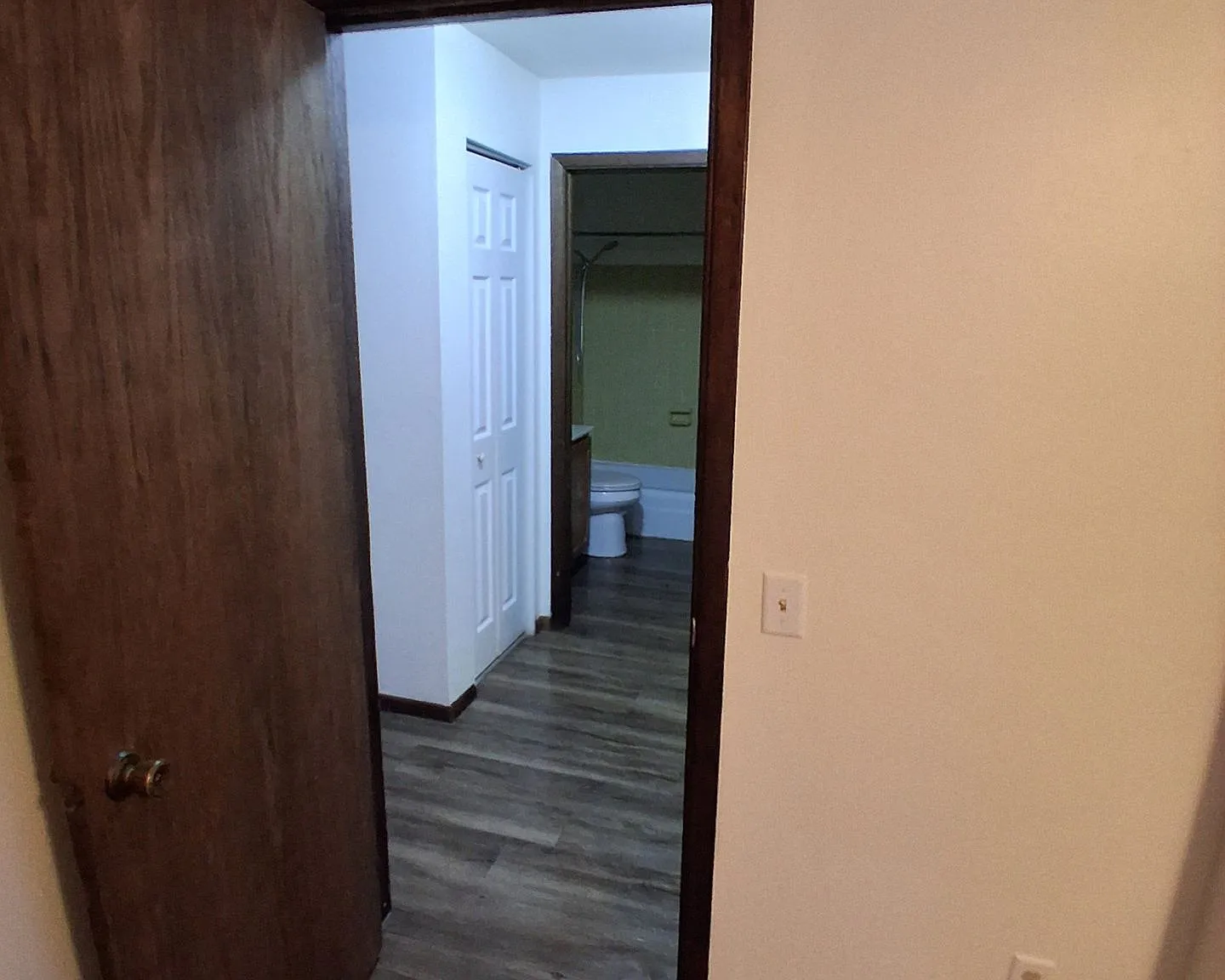 Clark Street Apartments — Photo 3