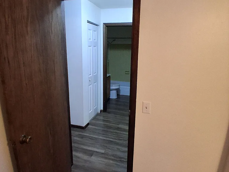375 Clark St #5 — Photo 11