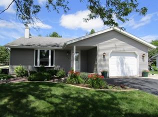 1218 Emerson Ave, Howards Grove, WI 53083