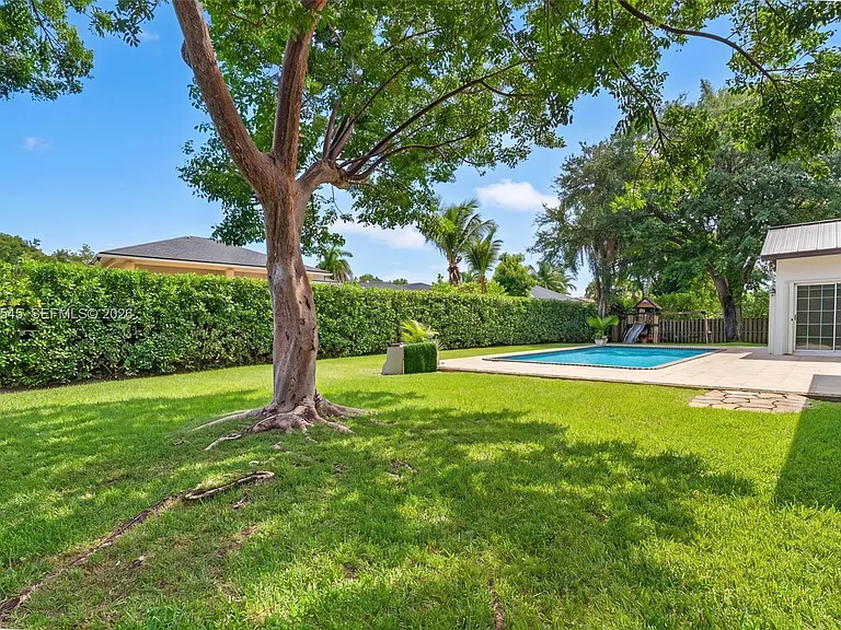 8224 SW 178th Ter — Photo 48