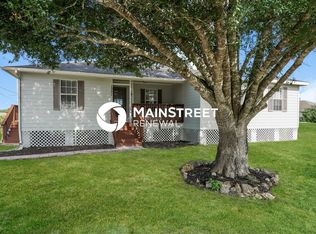 1301 Olive Ave N, Lehigh Acres, FL 33971