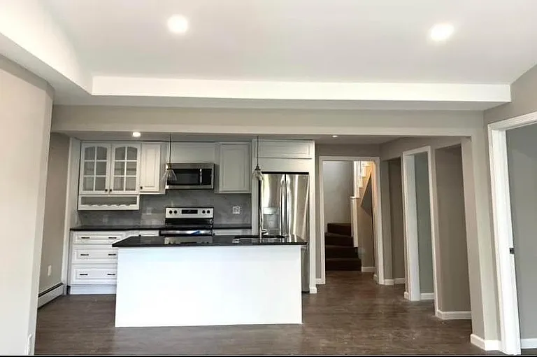 205 West St #3 — Photo 2