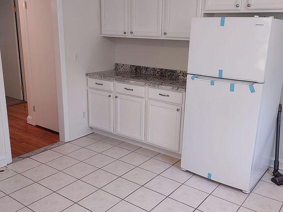 Country style, eat-in kitchen
