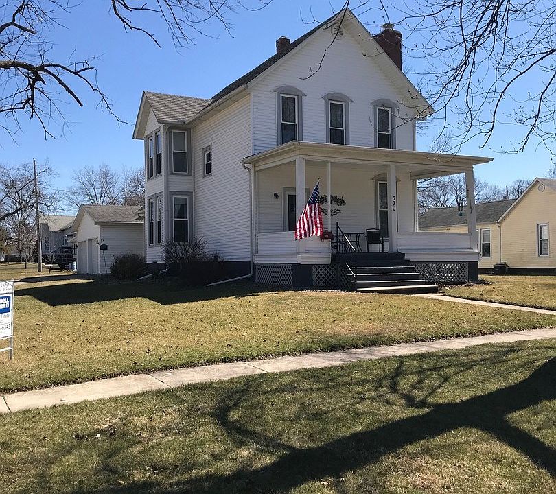 330 N Melvin Gibson City