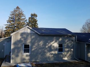 11 Crescent Pl, Monroe, CT 06468