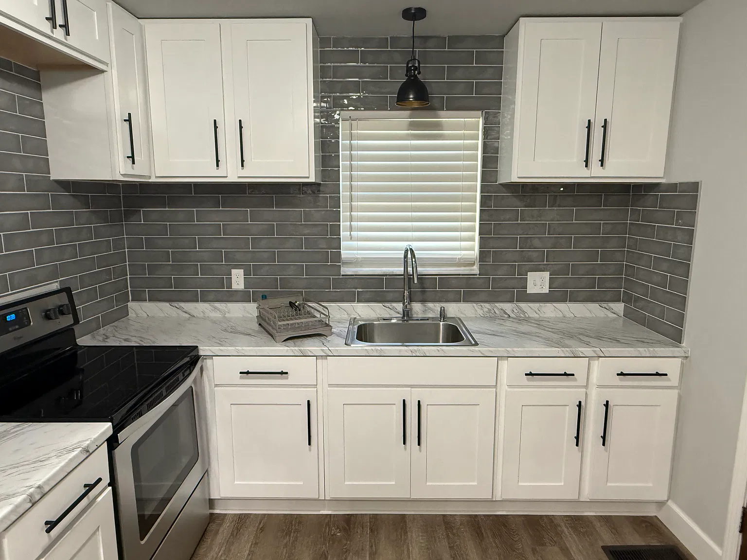 2 bed, 864 sqft, $978 — Photo 3