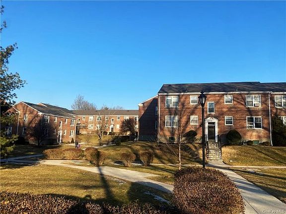 3rd image of 260 Church St APT 4C1