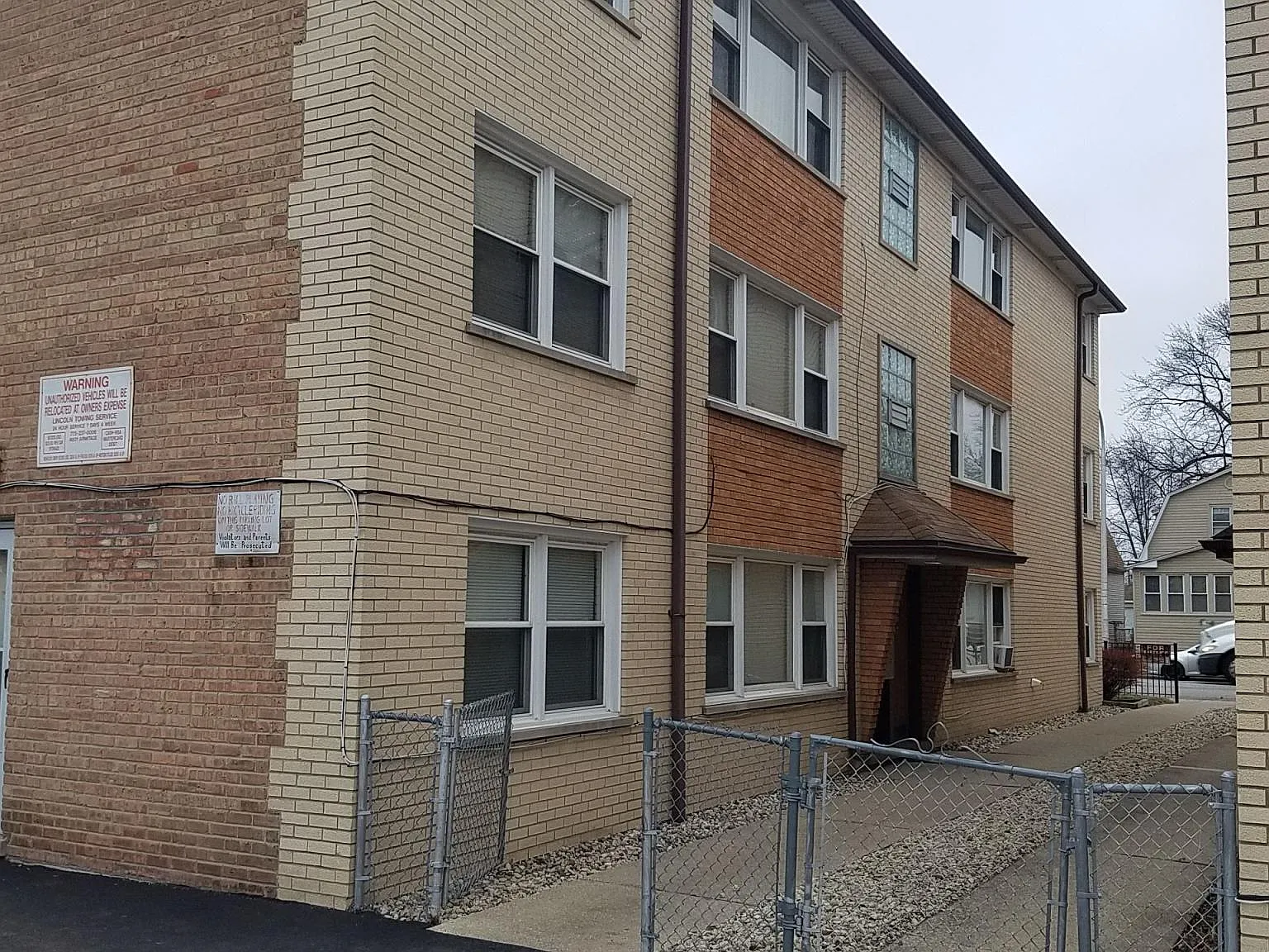 2 bed, 1300 sqft, $1,700 — Photo 3