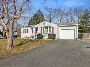 181 Pine Acre Rd, Springfield, MA 01129