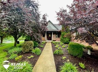 7893 Brook Ln, Clarkston, MI 48348