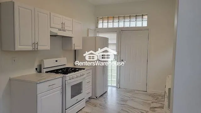 517 Wabash Ave NE — Photo 15
