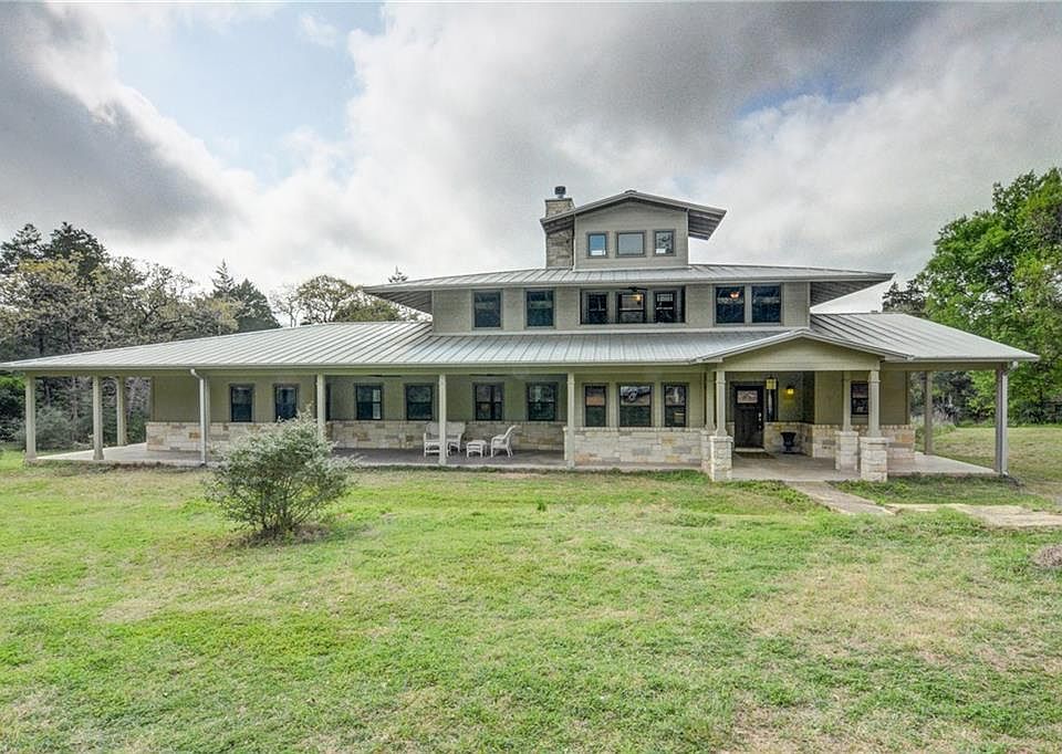 1st image of 149 Abbey Ln