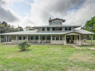 149 Abbey Ln, Smithville, TX, 78957