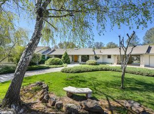 19324 Iron Mountain Dr, Grass Valley, CA 95949