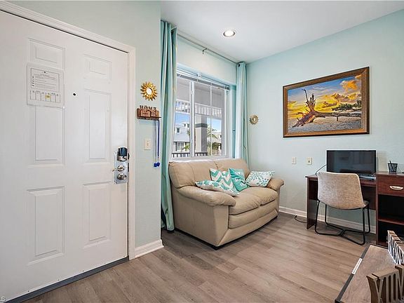 2nd image of 7925 Mahogany Run LN #923