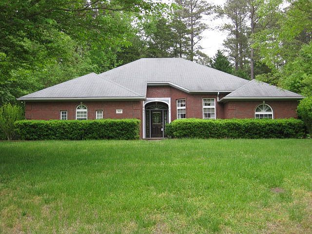 1st image of 912 Forest Hill Dr