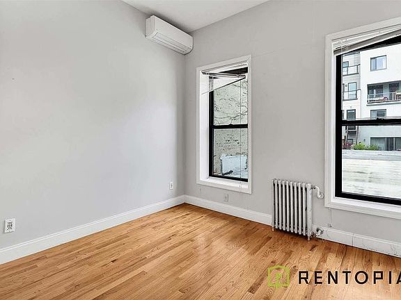 5th image of 936 Atlantic Ave #3A