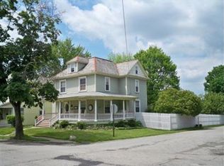 136 Garfield Ave, East Palestine, OH
