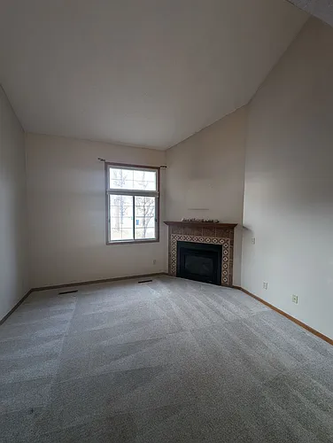 2583 Bedford Ct Photo 1