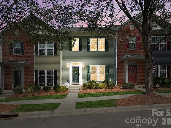 3rd image of 13938 Cypress Woods Dr
