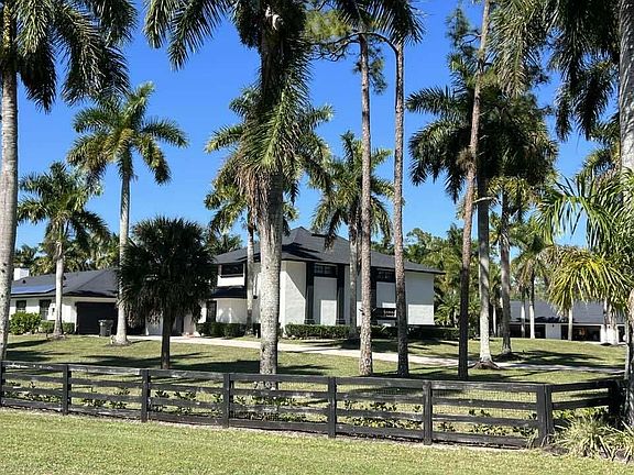 4th image of 6186 Duckweed Road