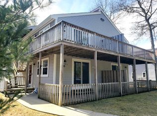 70 Cape Dr APT 15A, Mashpee, MA 02649