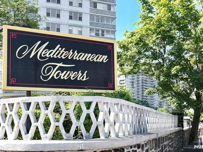 2100 Linwood Ave APT 18G, Fort Lee, NJ, 07024